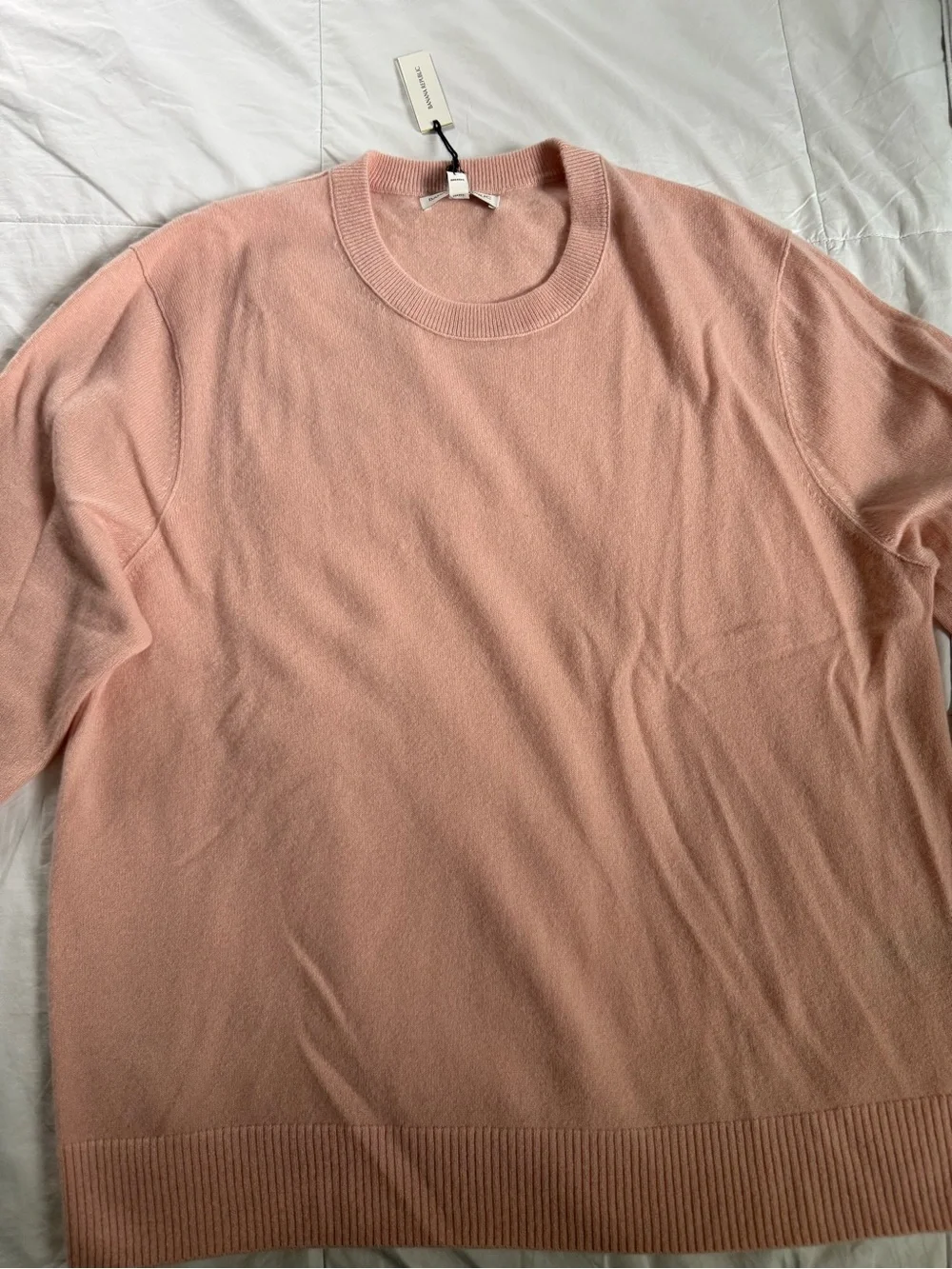 Men's Cashmere Crewneck Sweater in Soft Pink